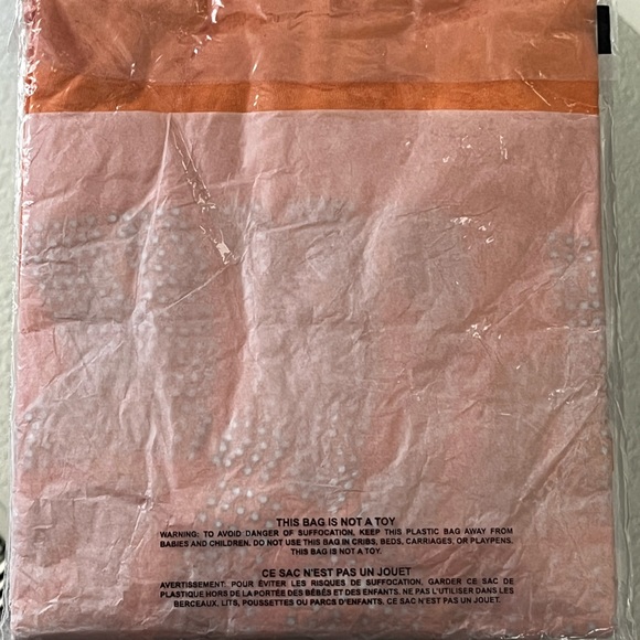NWT VS PINK Short Sleeve Perfect Tee - Picture 11 of 11